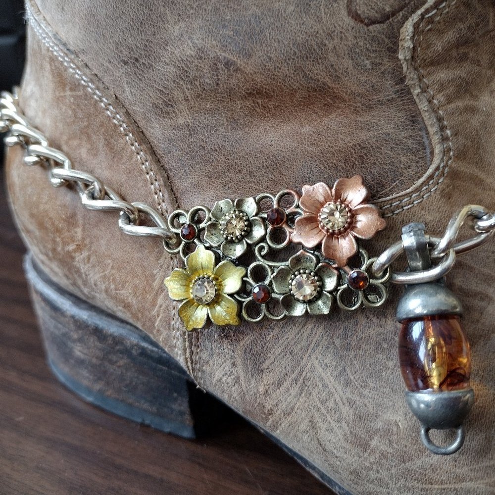 Boot art. Jewels for boots.